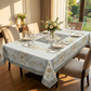 🌺🎀 50 % DE RÉDUCTION ! ✨ Nappe Fleurie en Relief Imperméable – Polyester Haute Densité – Anti-Tache & Lavable en Machine pour Salle à manger Élégante 🍽️