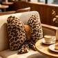 🐆🛒 -50% ! 🎠Coussin Léopard à Nœud – Fourrure Synthétique, Coton PP Haute Résilience & Design Ergonomique